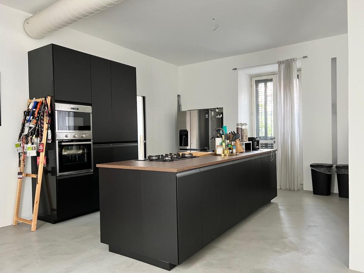 Vila La Casa Di Wayne Cologno Monzese Exteriér fotografie